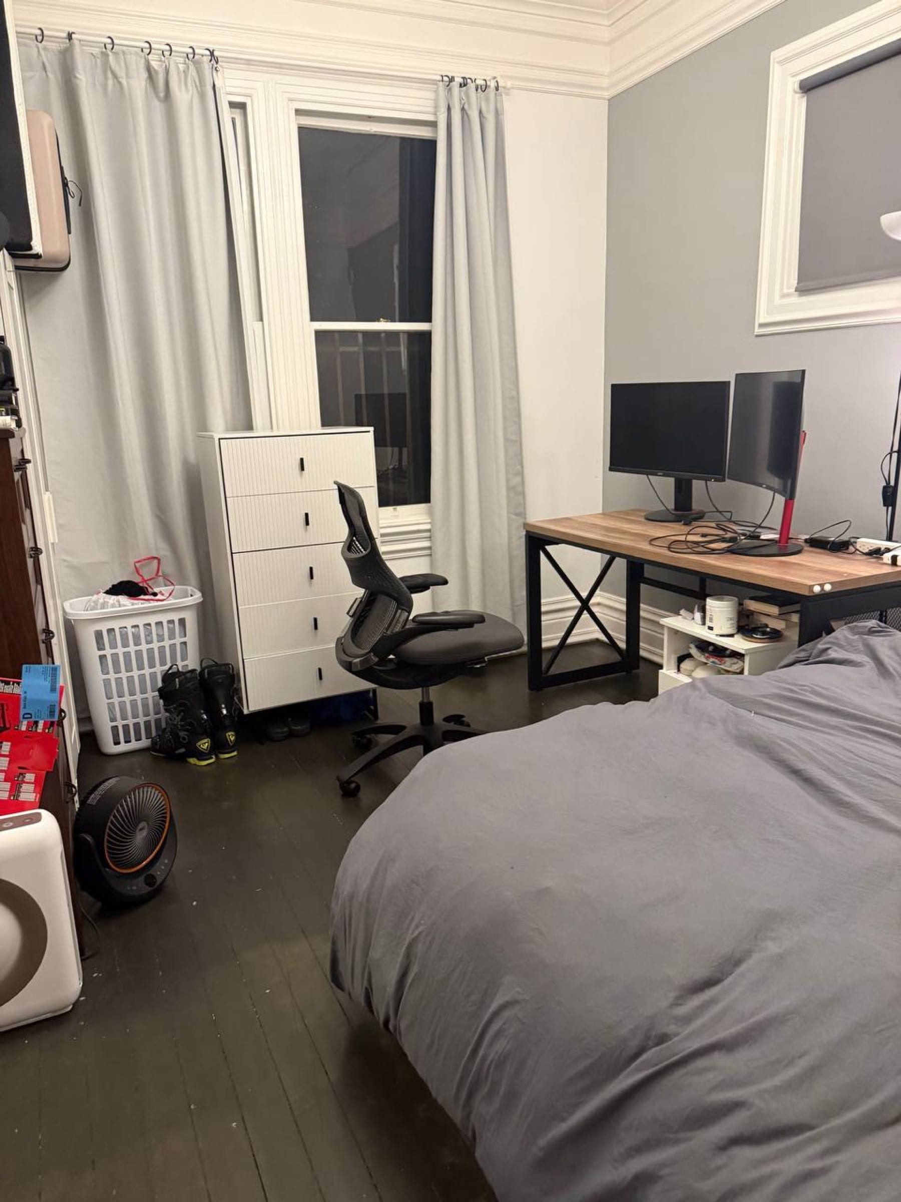 Room 1 inside Acorn One